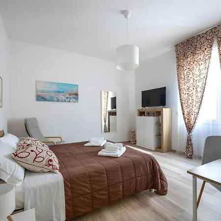 Nadia Flat - 10 Minutes From The Montesilvano Marina